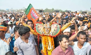 Modi Mania At Its Peak in Bhubaneswar.