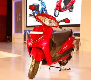Hero unveils scooter