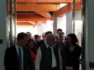 Modi-Facebook3