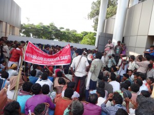Dangaria, Jharania tribals protest Vedanta's Operation at Lanjigarh1