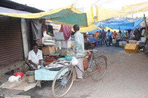 Vendors at Unit 4 Fish Market, Bhubaneswar rue Govt Apathy 1