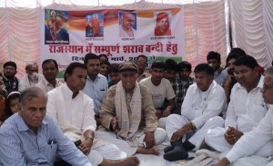 Former Rajasthan MLA dies while fasting for Liquor Ban