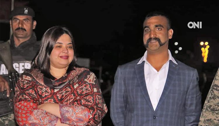 Abhinandan with Faria Bugati of Pakistan 2