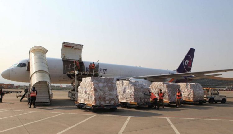 Corona jumped 1000 in Pakistan, sent masks and kits