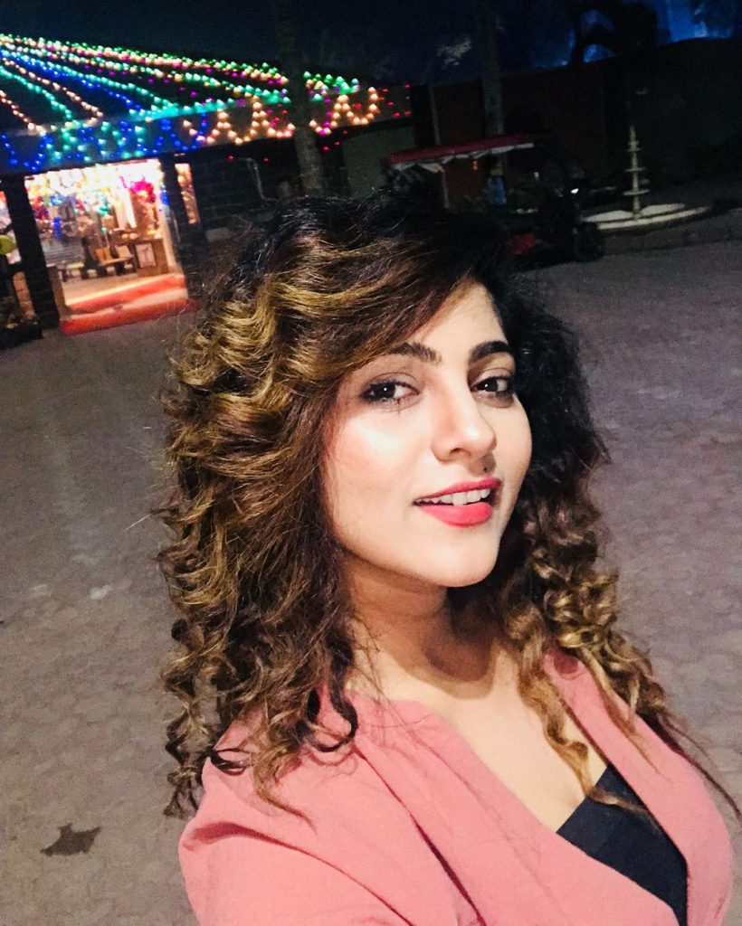 Odia Actress jhilik Bhattacharjee Hot Photos