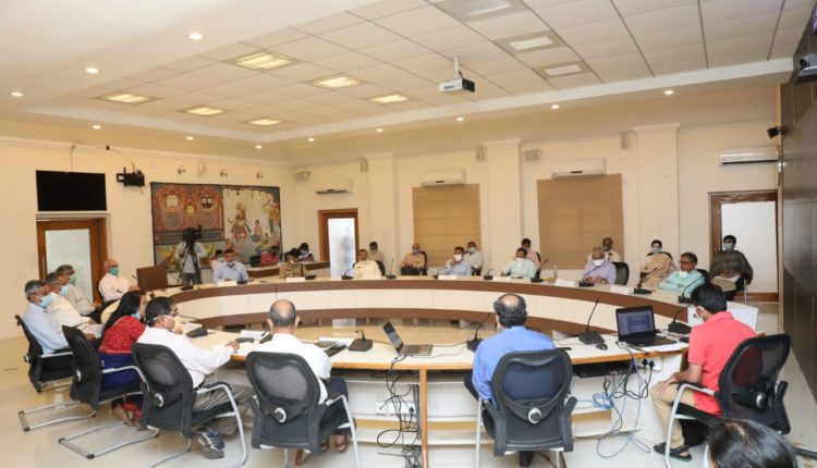 Naveen Patnaik COVID19 review meeting in Odisha 2