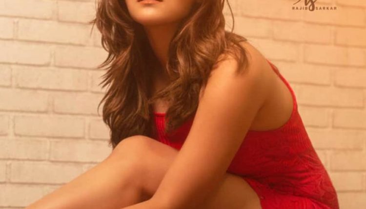 Prakruti Mishra Social Media