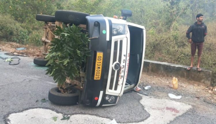 Odisha bus overturns